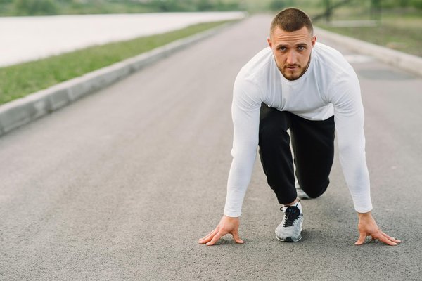 Façons naturelles d'ajouter de l'éclat à vos cheveux